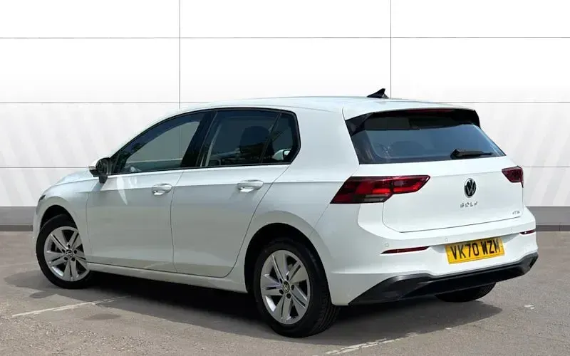 Used VW Golf VIII Life 150 HP (110 kW) 2023 Hatchback