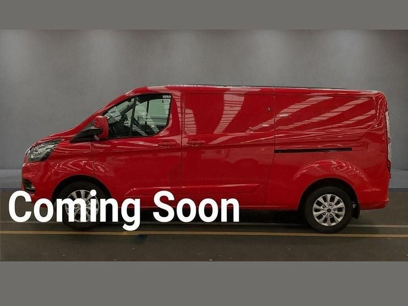Used Ford Transit Custom Limited 130 HP (95 kW) 2022 Red Van