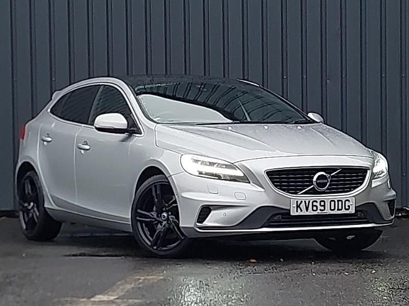 Silver Used 2019 Volvo V40 R-Design Estate | £12,698 (Fair price) - Image 1/4