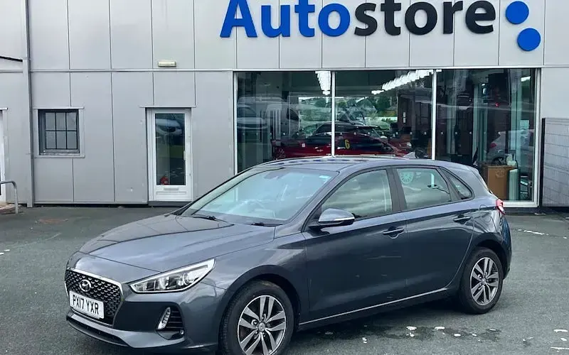 Used Hyundai i30 SE 120 HP (88 kW) 2020 Hatchback