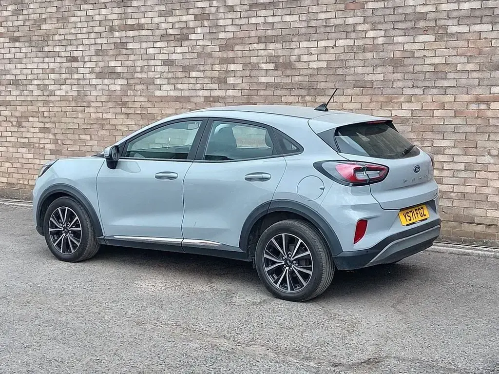 Used Ford Puma Titanium 155 HP (114 kW) 2022 Grey SUV