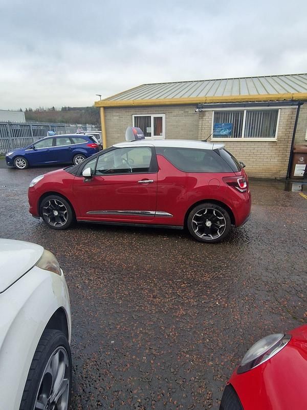Used Citroën DS3 2014 Red Hatchback