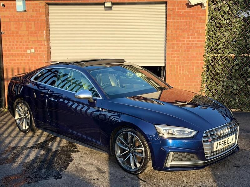 Used Audi S5 Design 354 HP (260 kW) 2017 Blue Coupe