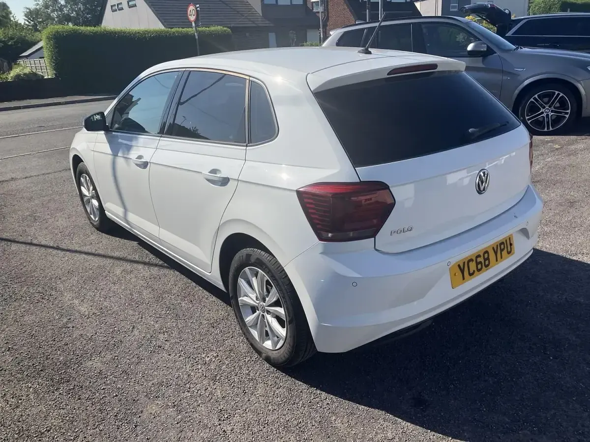 Used VW Polo SE 75 HP (55 kW) 2018 White Hatchback