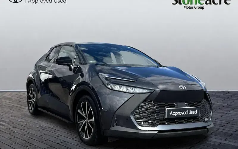 Used Toyota C-HR Design 223 HP (164 kW) 2026 SUV