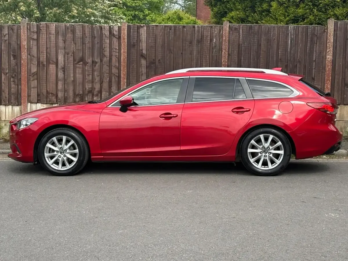 Begagnad Mazda 6 2015 Röd Kombi