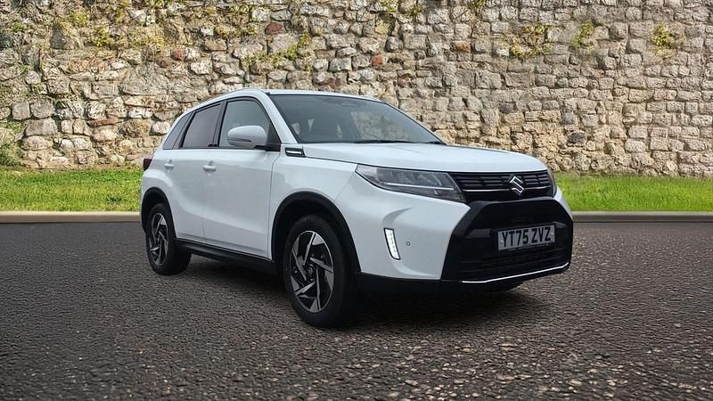 New Suzuki Vitara 129 HP (94 kW) 2025 White Hatchback
