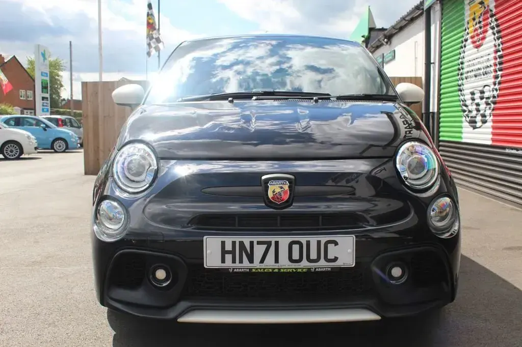 Used Abarth 695 Esseesse 180 HP (132 kW) 2021 Black Hatchback