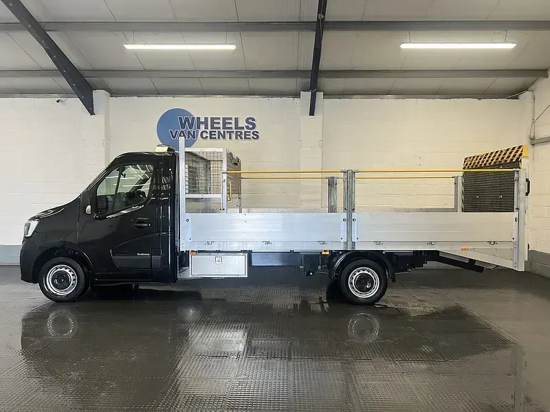 Used Renault Master 2024 Black MPV