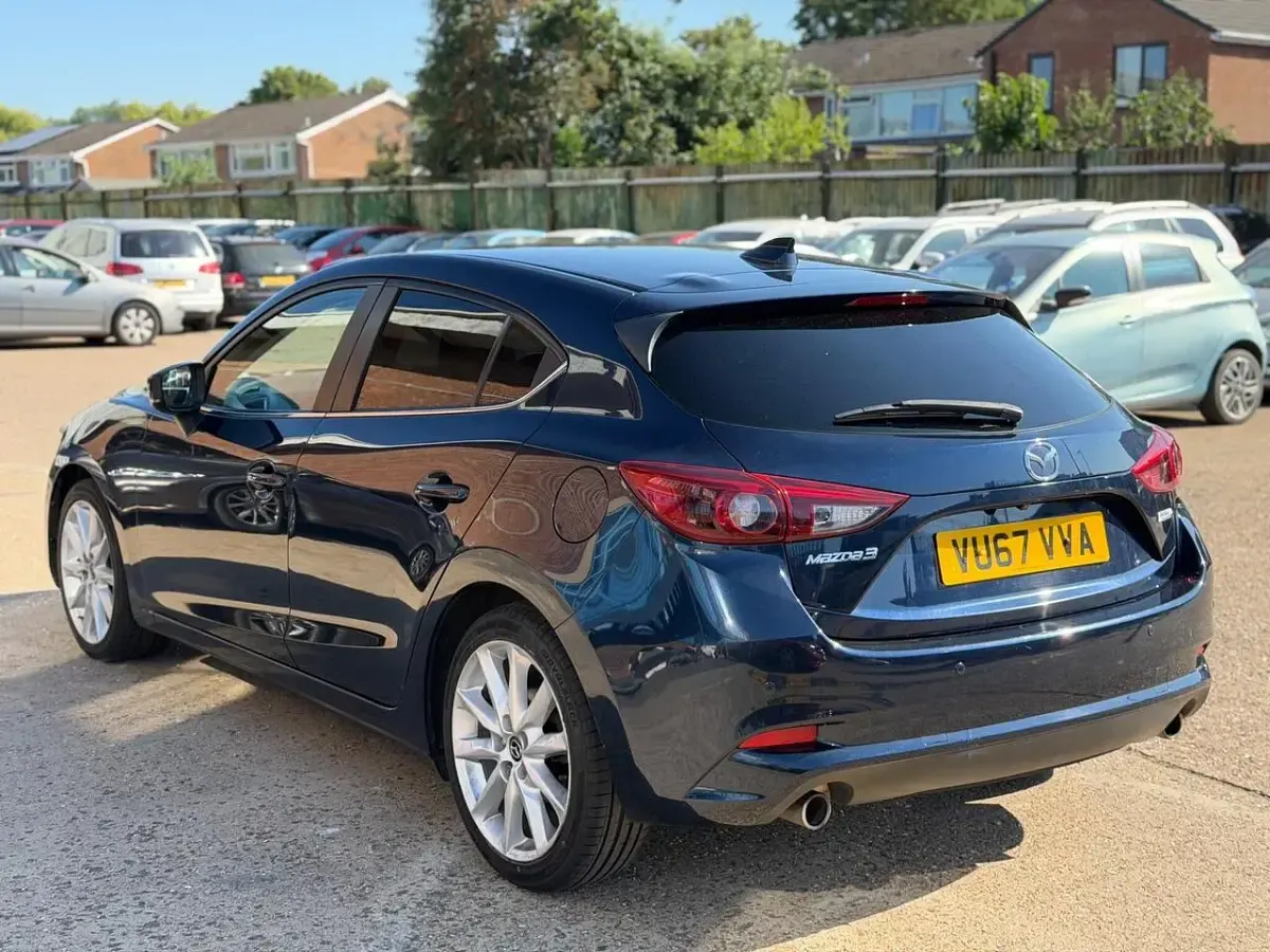 Used Mazda 3 Inclusive 2017 Blue Hatchback