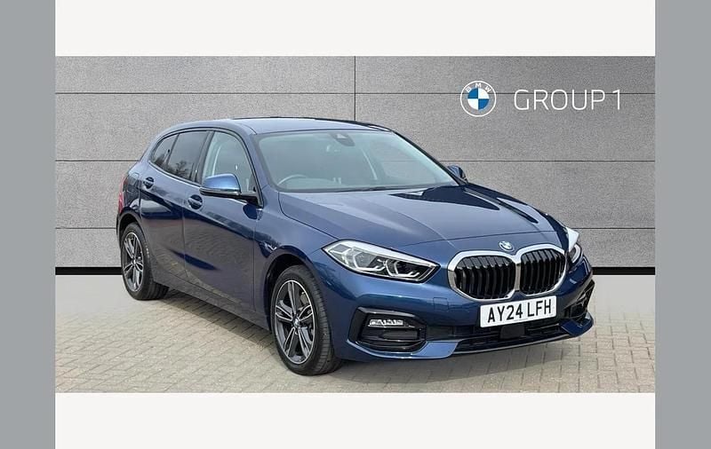 Used BMW 118 Sport Line 136 HP (100 kW) 2024 Blue Hatchback