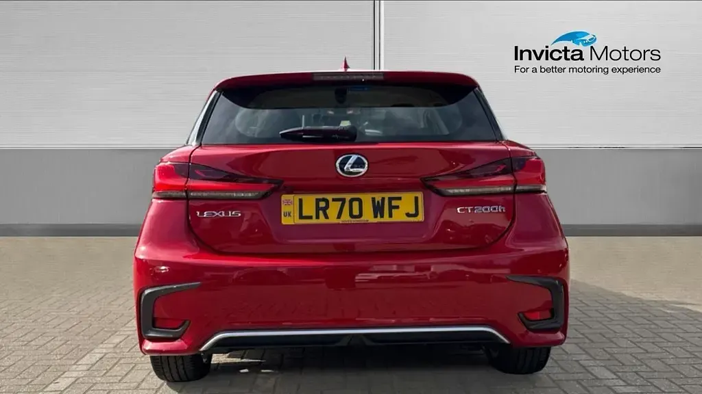 Used Lexus CT200h 134 HP (98 kW) 2020 Red Hatchback