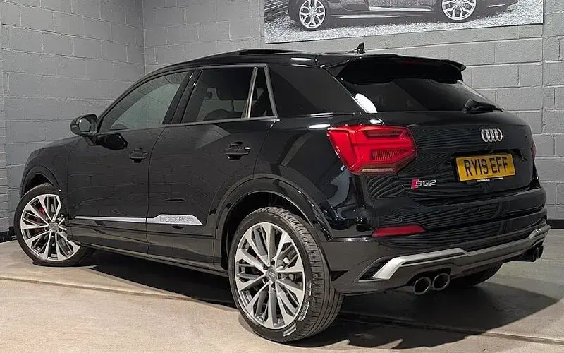 Used Audi SQ2 Comfort 300 HP (220 kW) 2019 Black SUV