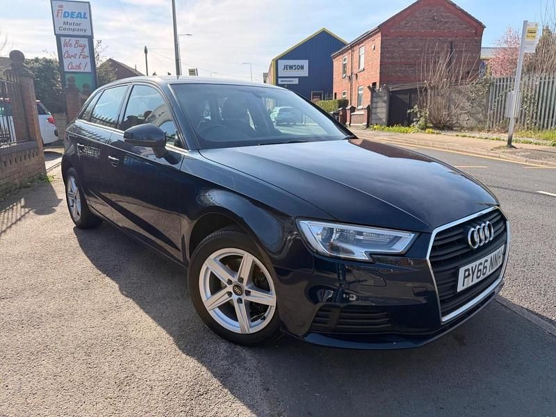 Used Audi A3 Sportback 116 HP (85 kW) 2017 Blue Hatchback