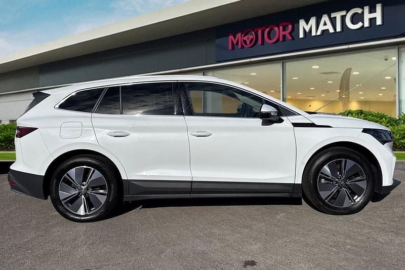 Used Skoda Enyaq iV 210 kW (286 HP) 2024 White SUV