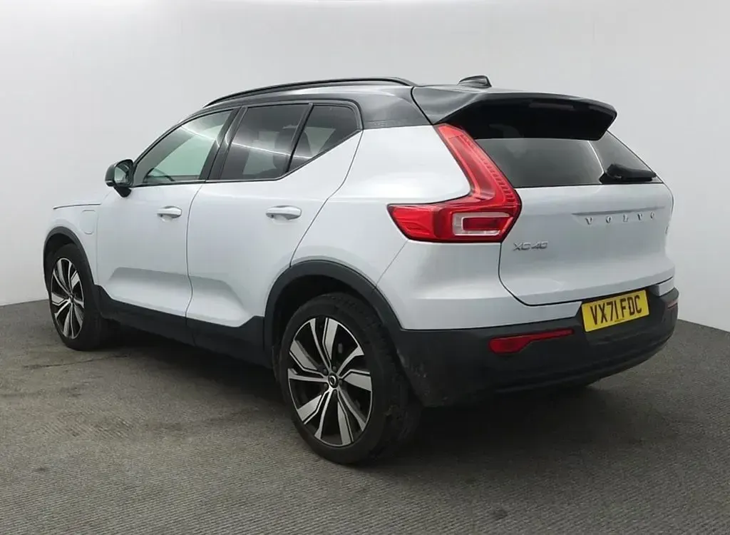 Used Volvo XC40 R-Design Pro 2021 Silver SUV