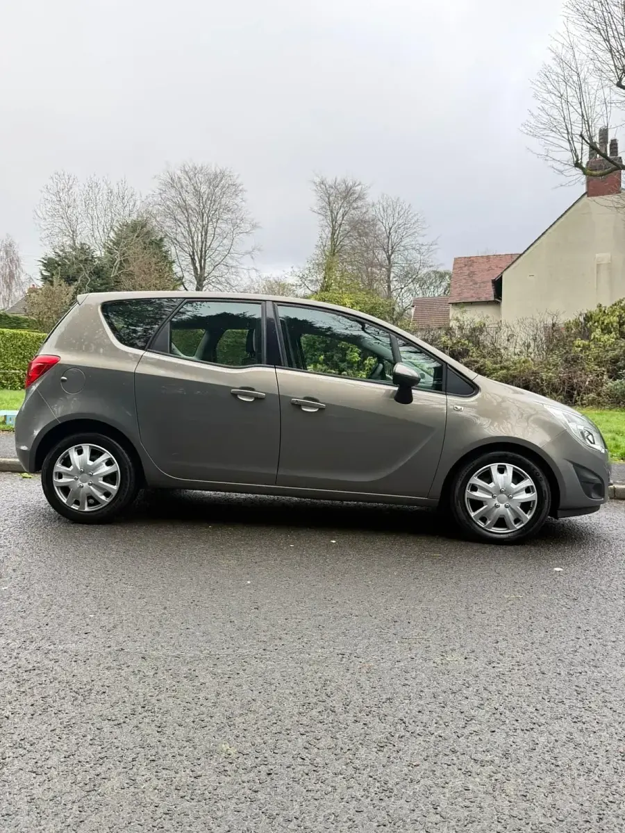 Second-hand Vauxhall Meriva 2011 Maro Monovolum