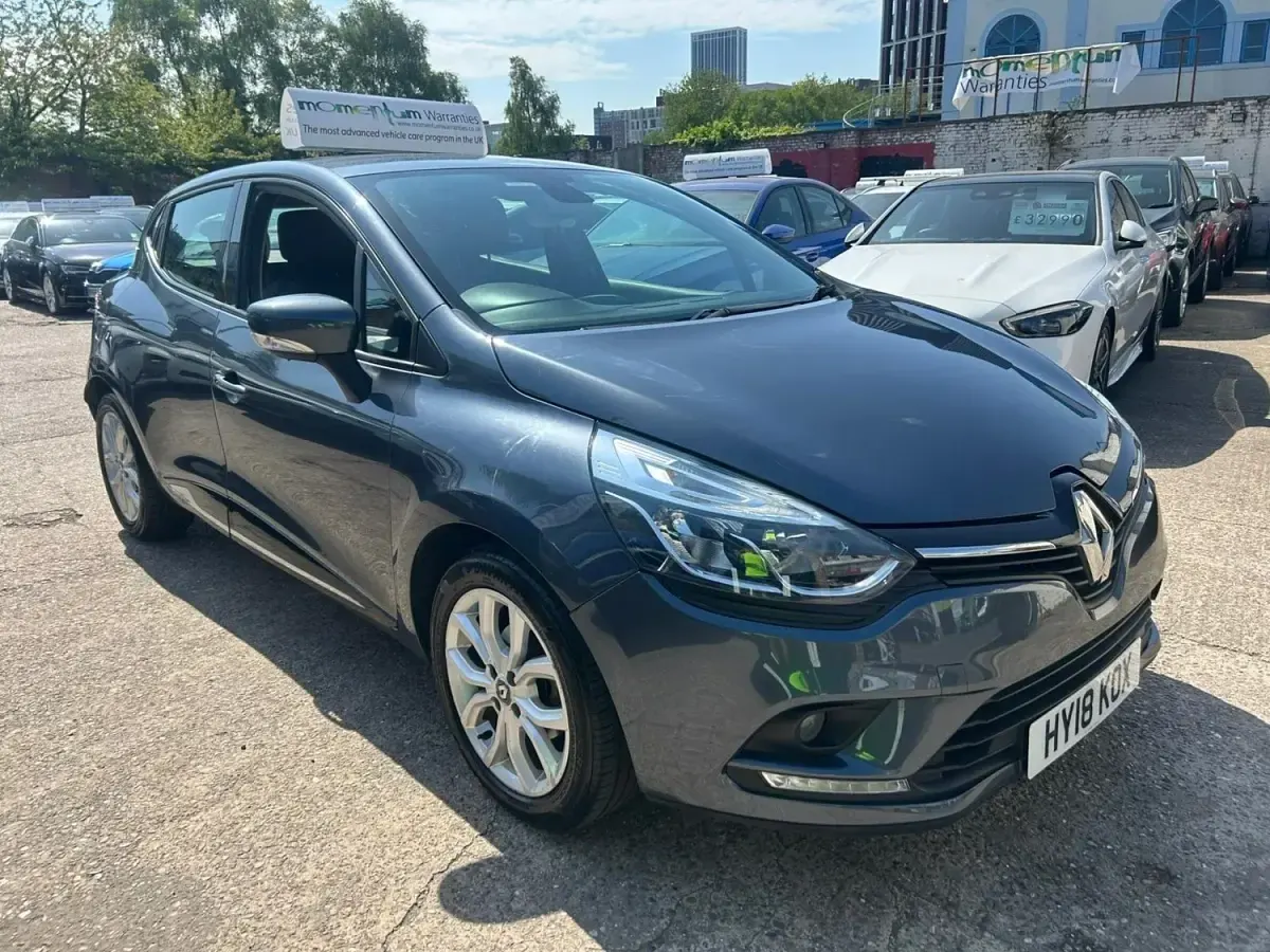 Usado Renault Clio IV Dynamique 2018 Cinzento Citadino