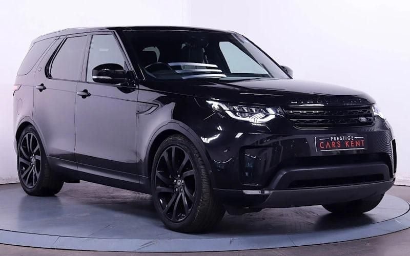 Black Used 2020 Land Rover Discovery 5 HSE SUV | £34,850 (Good price) - Image 1/4