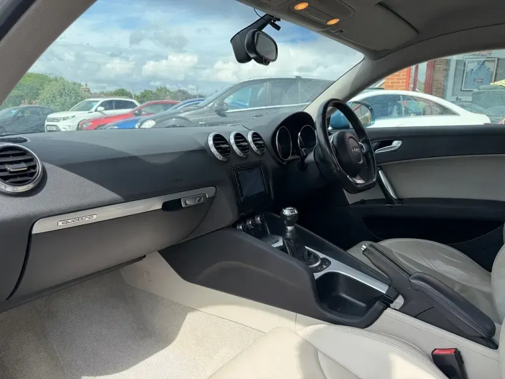 Used Audi TT 250 HP (183 kW) 2008 Blue Coupe