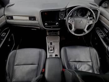 Used Mitsubishi Outlander P-HEV 224 HP (164 kW) 2020 Black SUV