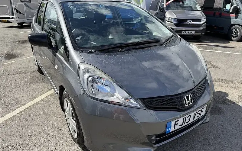 Used Honda Jazz S 90 HP (66 kW) 2015 Hatchback