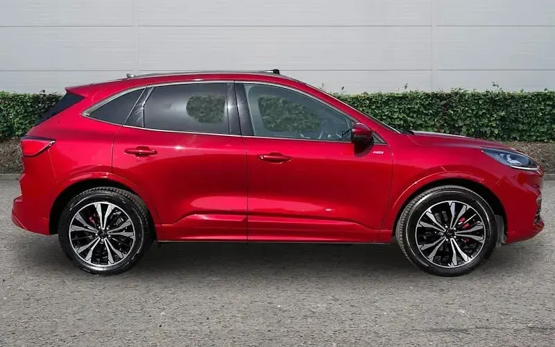 Used Ford Kuga ST-Line X 224 HP (164 kW) 2023 Red SUV