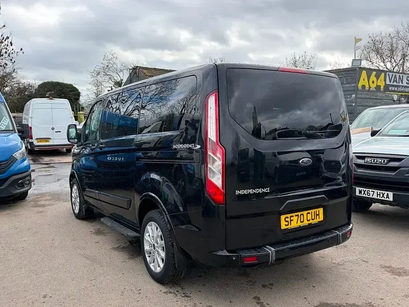 Used Ford Tourneo Titanium 130 HP (95 kW) 2021 Black MPV