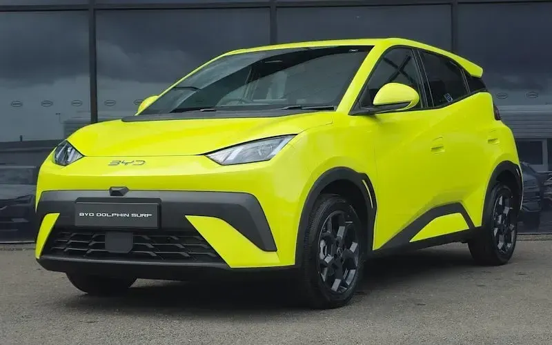 New BYD Dolphin Surf Boost 64 kW (88 HP) 2026 Lime green Hatchback