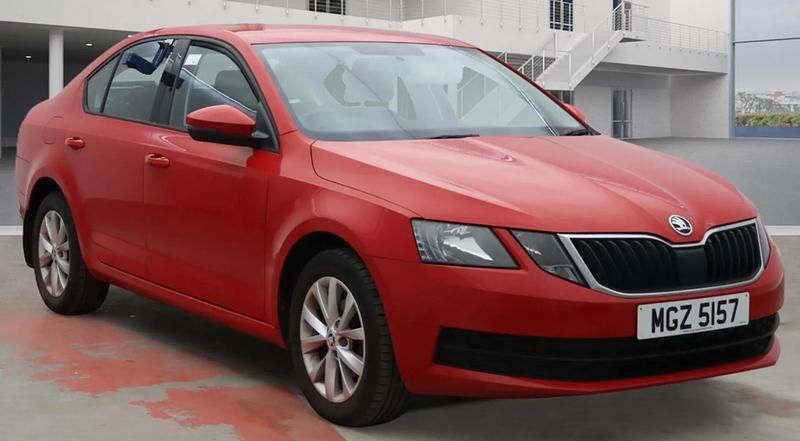 Used Skoda Octavia 116 HP (85 kW) 2019 Red Hatchback
