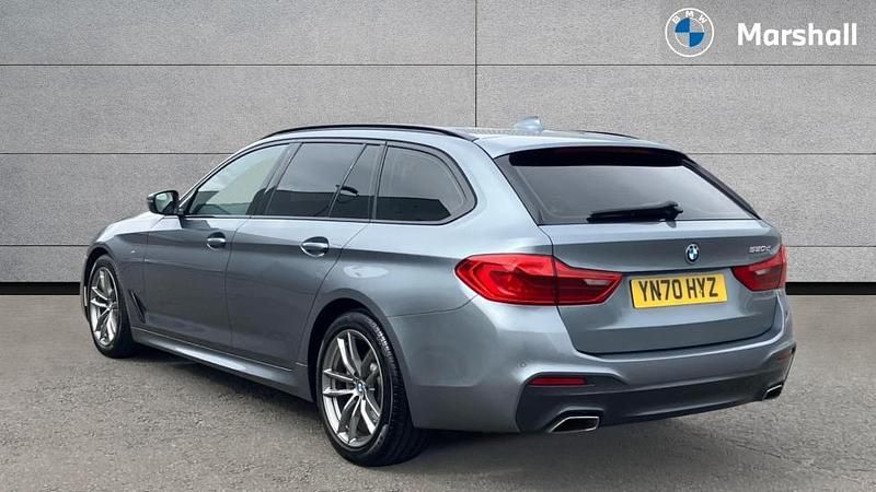 Usado BMW 520 M Sport 190 CV (139 kW) 2020 Azul Familiar