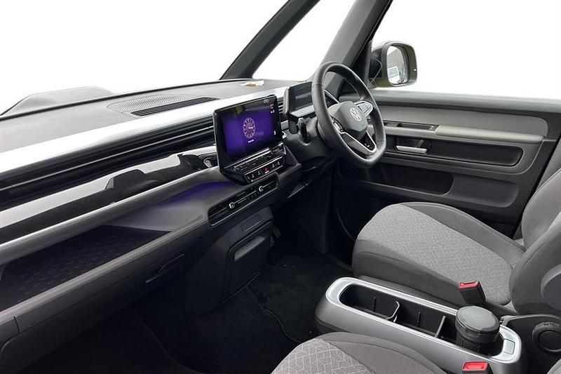 Usado VW ID. Buzz Pro 150 kW (204 HP) 2023 Verde Monovolume