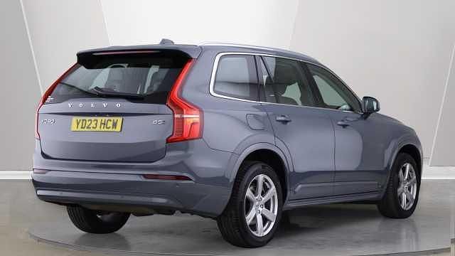 Used Volvo XC90 Core 250 HP (183 kW) 2023 SUV