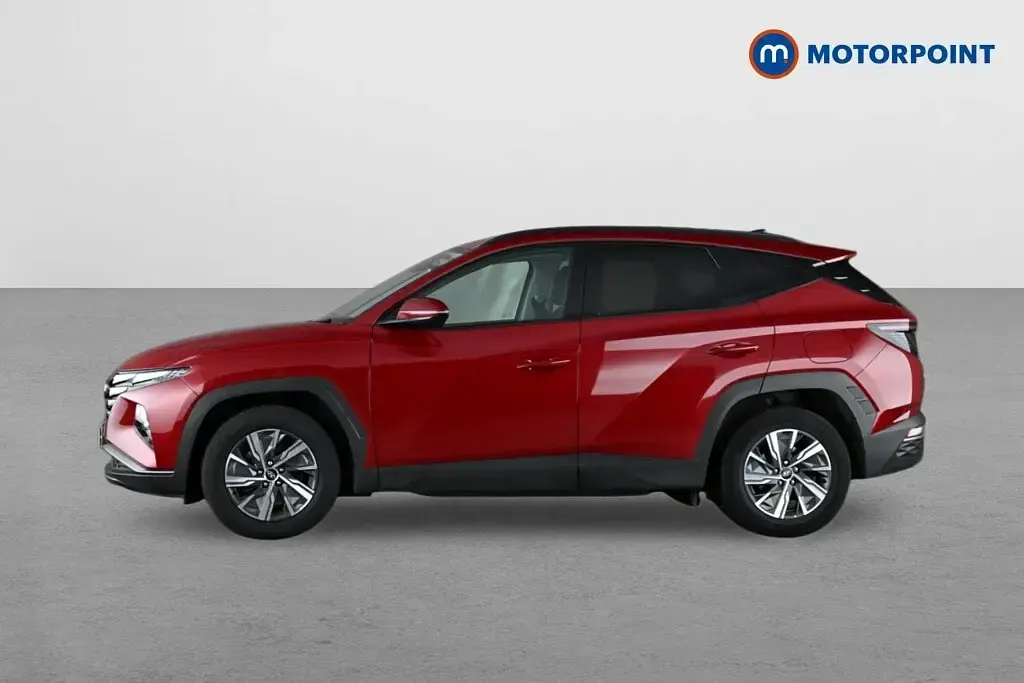 Used Hyundai Tucson SE 150 HP (110 kW) 2021 Red SUV