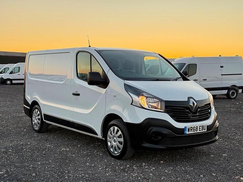 White Used 2018 Renault Trafic Business Van | £9,275 (Super price) - Image 1/3
