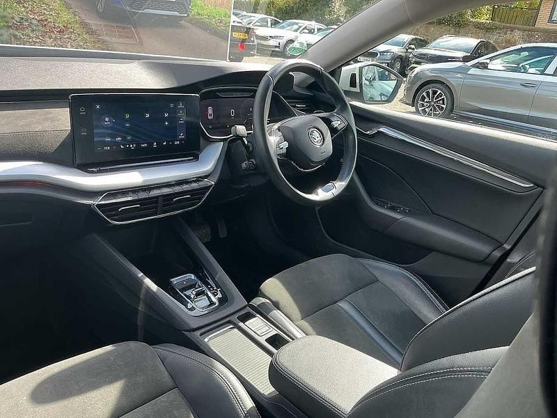 Used Skoda Octavia SE L First Edition 110 HP (80 kW) 2020 Moon white metallic Hatchback