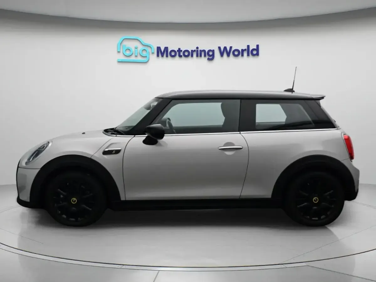 Used Mini Cooper SE Hatch 135 kW (184 HP) 2022 Hatchback
