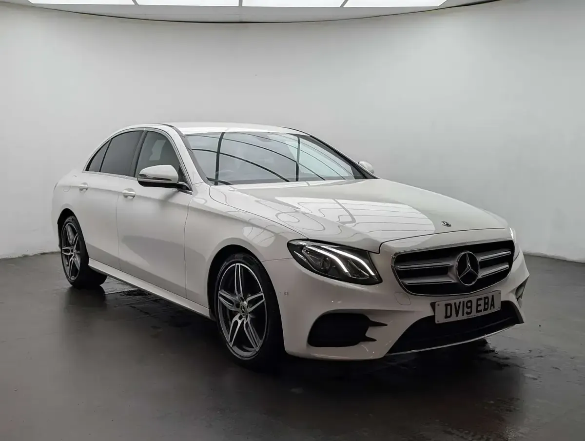 Used Mercedes E220 AMG line 194 HP (142 kW) 2019 White Sedan