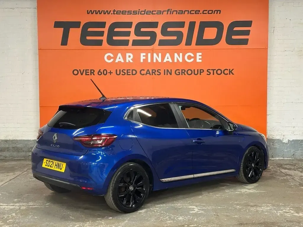 Used Renault Clio V Version S 2021 Blue Hatchback