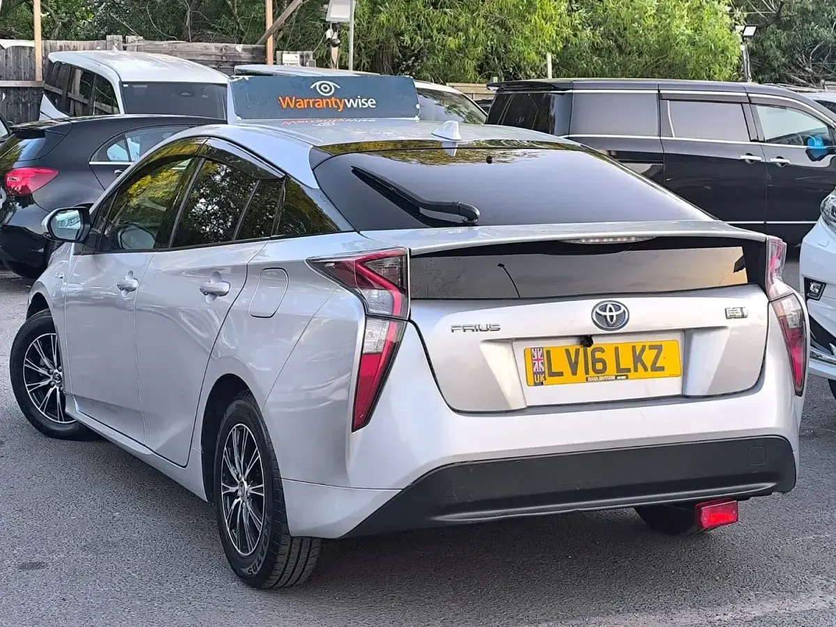 Used Toyota Prius 2016 Silver Hatchback
