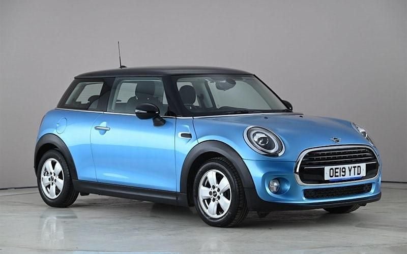 Begagnad Mini Cooper Classic 136 HK (100 kW) 2021 Halvkombi