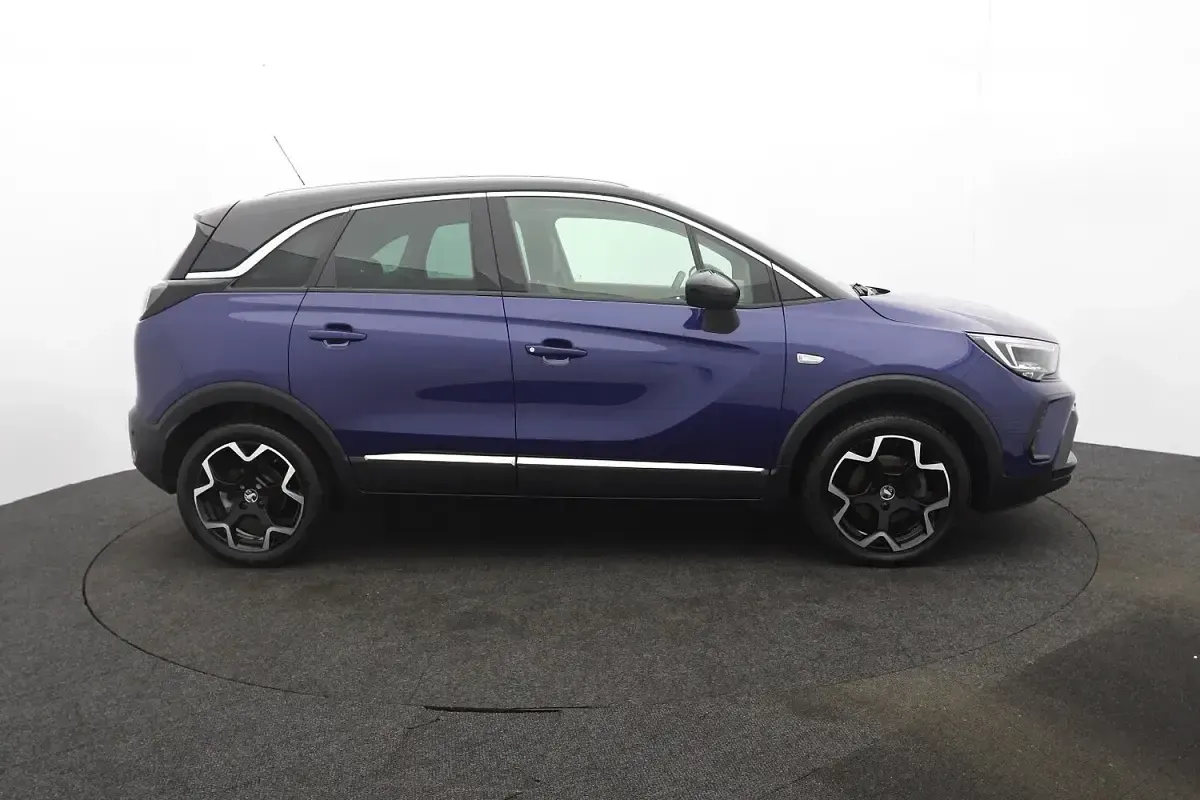 Used Vauxhall Crossland Ultimate 130 HP (95 kW) 2022 Blue SUV