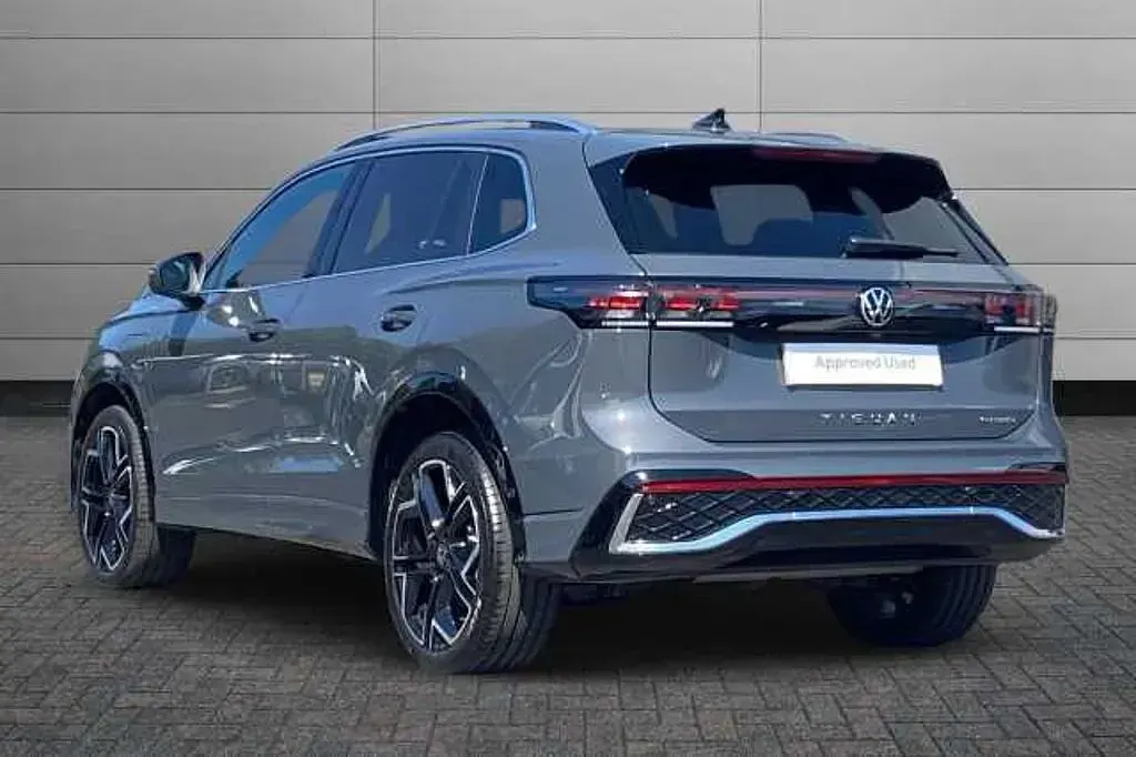 Used VW Tiguan 272 HP (200 kW) 2025 SUV