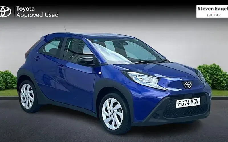 Used Toyota Aygo X PURE 72 HP (52 kW) 2024 SUV