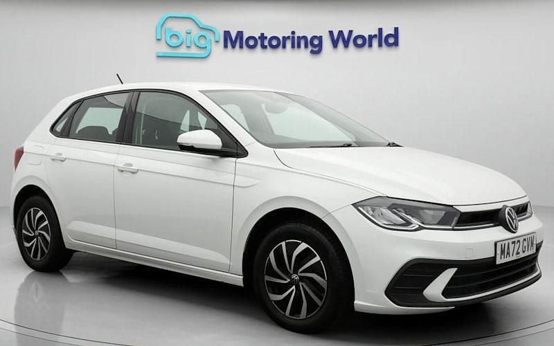 Used 2025 VW Polo Life Hatchback | £14,600 (Good price) - Image 1/4