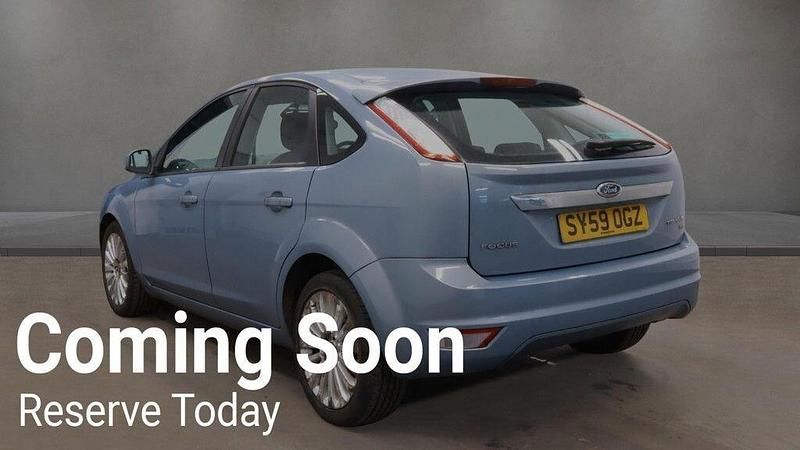 Used Ford Focus Titanium 145 HP (106 kW) 2009 Blue Hatchback