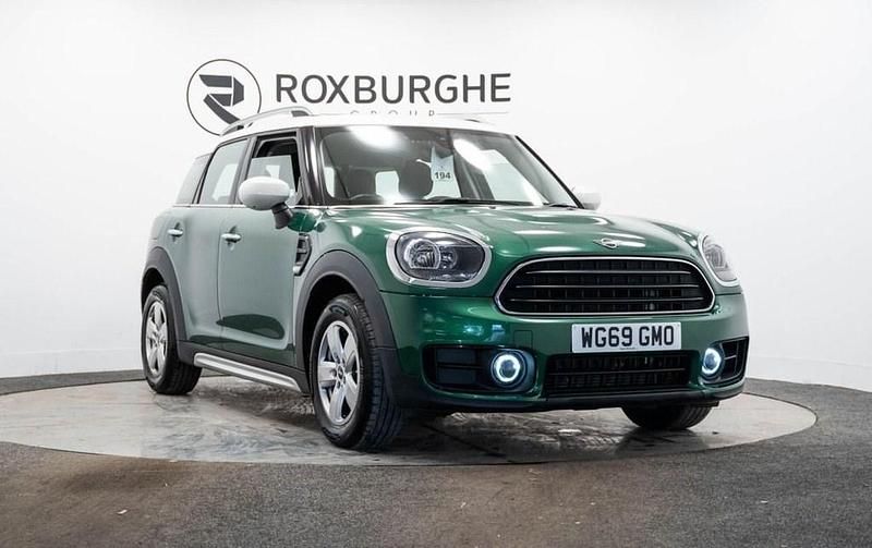 Green Used 2019 Mini Cooper Countryman Classic SUV | £12,995 (Super price) - Image 1/4