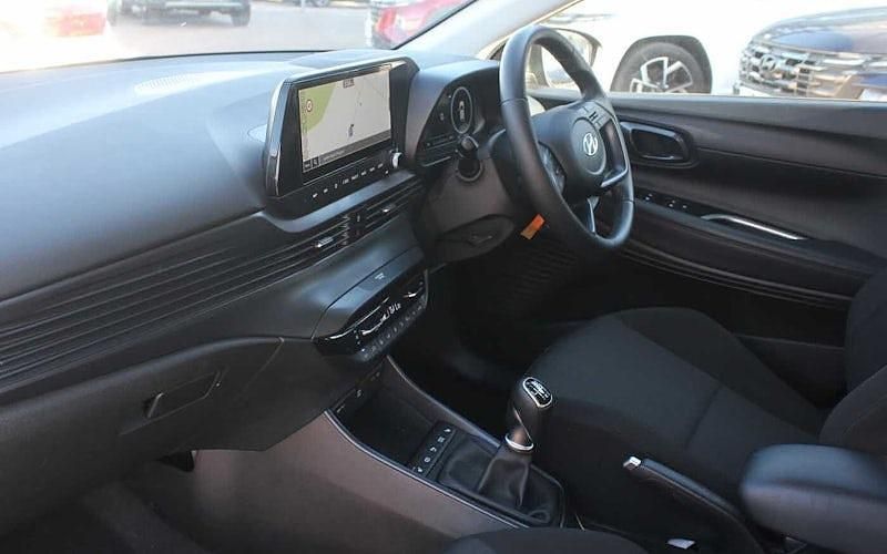 Used Hyundai i20 Premium 101 HP (74 kW) 2023 Black Hatchback