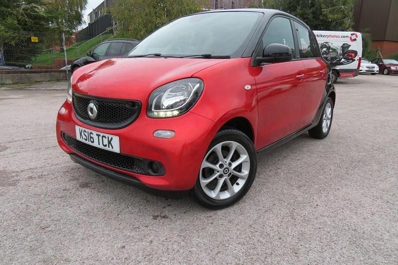 Red Used 2016 Smart ForFour Passion Hatchback | £3,995 (Fair price) - Image 1/1