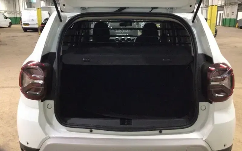 Used Dacia Duster Prestige 101 HP (74 kW) 2022 White SUV